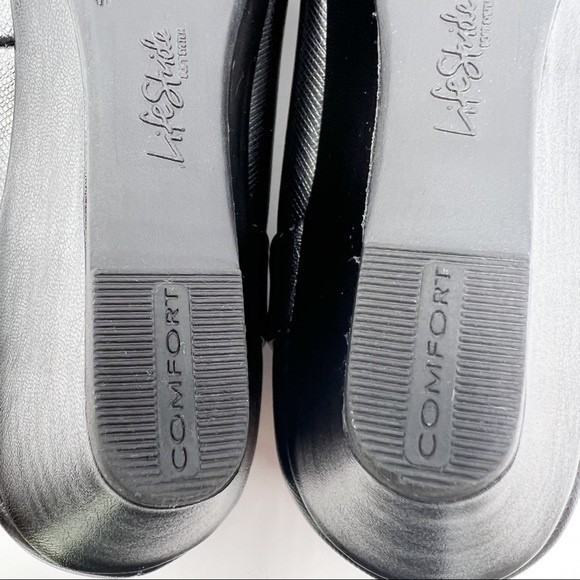 6W 6 WIDE WIDTH Life Stride Womens Dreams Black Wedges Pumps Heels Shoes - Picture 13 of 15